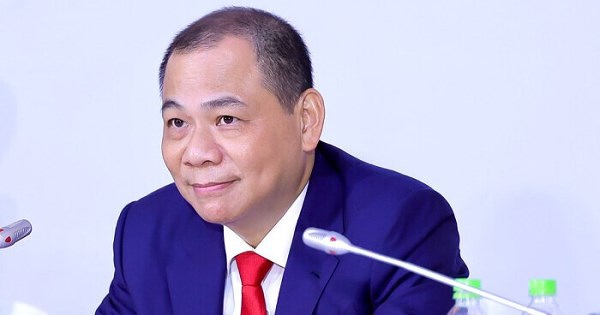 Cách tỷ phú Phạm Nhật Vượng dạy con trai