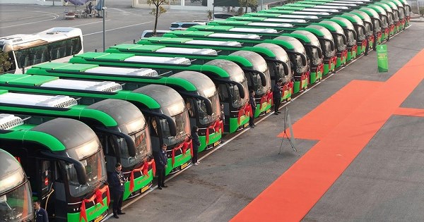 Cận cảnh xe buýt điện VinFast vừa giao cho Transerco, Bảo Yến: Sức chứa tối đa 60 người, nhiều tính năng thông minh