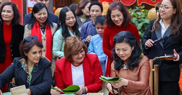 Mailand Hanoi City: Rộn ràng đón khách check in đường hoa Home Hanoi Xuan 2025 trong ngày khai mạc