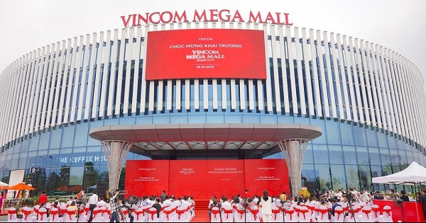 Thêm nóng cuộc đua trung tâm thương mại