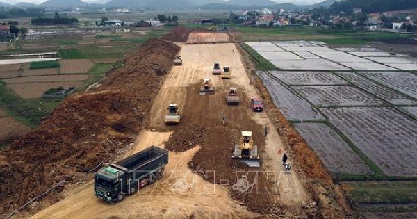 Hoàn thành giải phóng mặt bằng 21 trạm dừng nghỉ chậm nhất trong tháng 2/2025