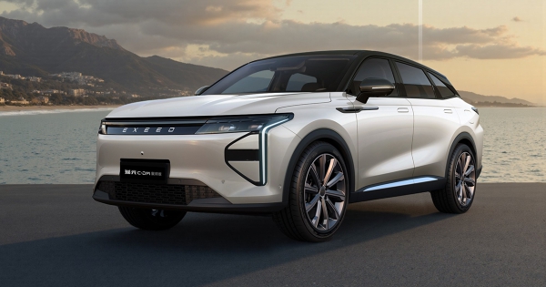 Hãng xe xây nhà máy ở Hưng Yên trình làng SUV ngang cỡ Santa Fe, giá từ 500 triệu đồng