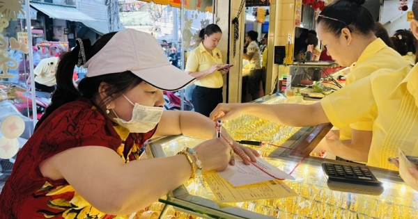 Vàng miếng bước vào 'cuộc chơi' mới