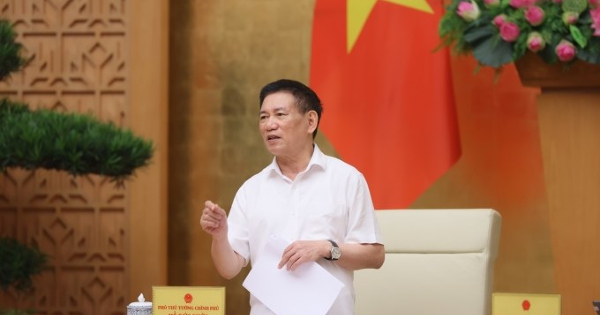 Phó thủ tướng: Cổ phần hóa để doanh nghiệp nhà nước mạnh lên, không phải bán đất