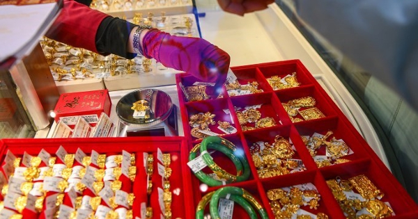 Thanh tra tiệm vàng tại TP HCM và Đồng Nai