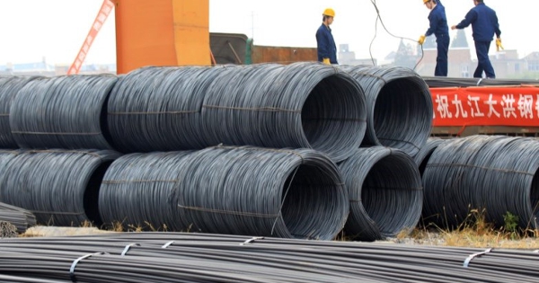 Sản lượng thép Trung Quốc giảm tháng thứ 4 liên tiếp