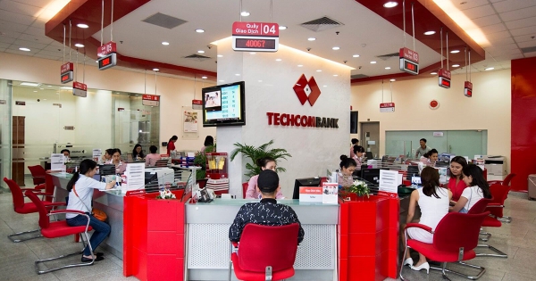 Techcombank thu đột biến từ kinh doanh ngoại hối, lãi trước thuế 23.400 tỷ sau 9 tháng