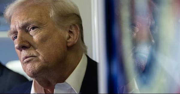 Ông Trump tính giảm thuế cho hàng hóa Trung Quốc, nguyên nhân do đâu?