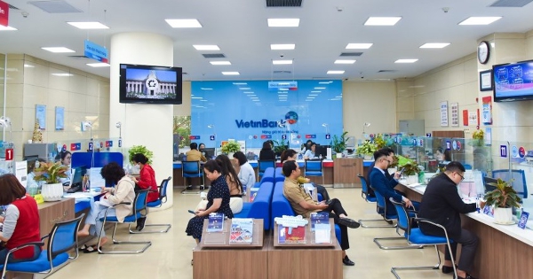 Xu hướng dòng tiền cuối năm: Tiết kiệm ngân hàng trở thành lựa chọn tối ưu