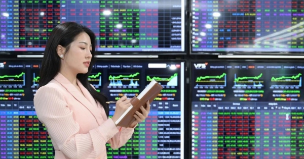 Những cơ chế/sản phẩm mới cho chứng khoán Việt Nam: Vận hành CCP, STP, giao dịch xuyên trưa, niêm yết FDI