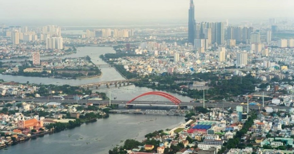 Năm 2025, kinh tế TP HCM ước tăng 8,03%