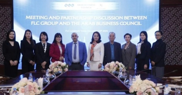 'Nữ tướng' FLC - bà Hương Trần Kiều Dung tái xuất