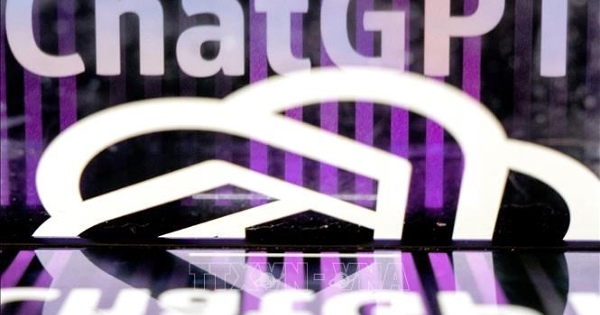 ChatGPT qua mặt TikTok và Instagram về lượt tải trên iPhone