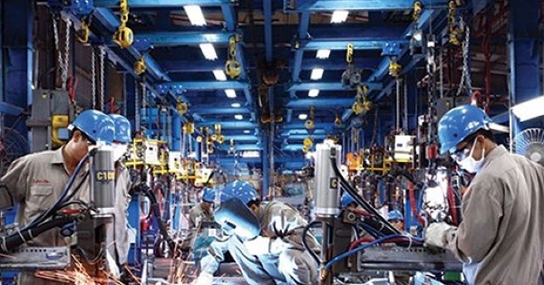 10 địa phương dẫn đầu 'cuộc đua' tăng trưởng sản xuất công nghiệp 11 tháng đầu năm