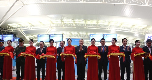 Khánh thành Nhà ga T2 Nội Bài mở rộng, lần đầu tiên hành khách có thể làm toàn bộ thủ tục tự động