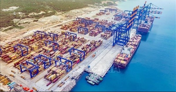 Ấn Độ áp thuế quan tạm thời đối với một số sản phẩm thép nhập khẩu