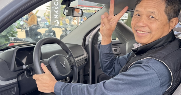 Xe xăng hết thời hoàng kim, xe điện và hybird chi phối hoàn toàn thị trường ô tô Việt năm 2025