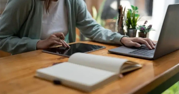 'Việc nhẹ không cần vốn': Cơ hội kiếm thêm hay cái bẫy nhắm vào sinh viên, Gen Z?