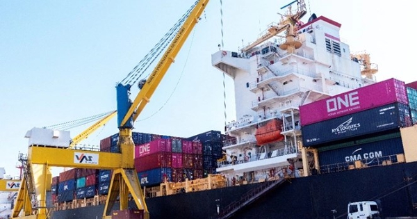 Công ty top 3 ngành thép lộ diện tại Thép Vicasa (VCA)