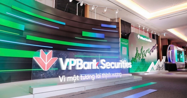 VPBankS chào sàn HOSE ngày 11/12, giá 33.900 đồng/cp