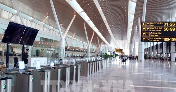 Nhiều chặng bay dài dịp cuối năm bắt đầu khan vé phổ thông