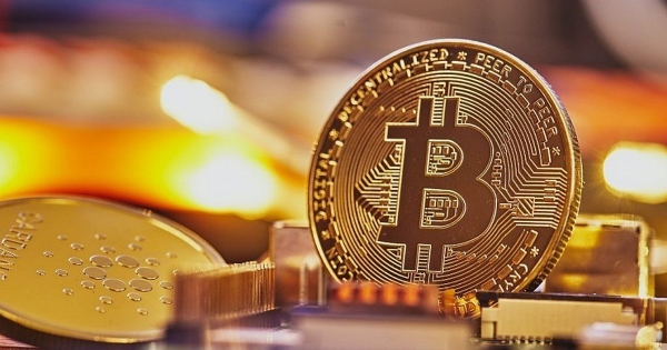 Bitcoin thủng mốc 80.000 USD, mức thấp nhất kể từ tháng 11
