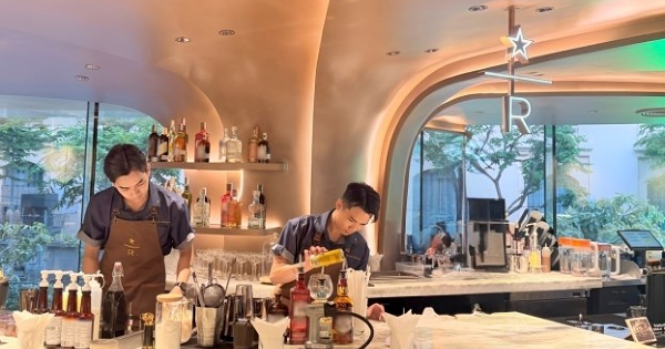 Starbucks bán cà phê tới 200.000 đồng ở mặt bằng thuê gần 2 tỷ