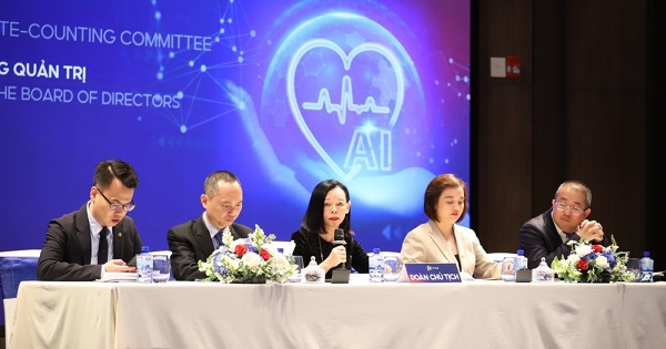 [LIVE] ĐHĐCĐ FPT Retail: Đã có đối tác chiến lược cho Long Châu