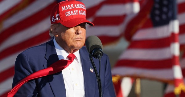 Giấc mơ bán khí đốt của ông Trump đối mặt thực tế phũ phàng