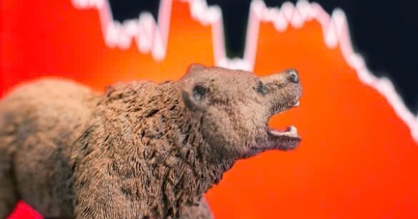 Chứng khoán Việt Nam lại đỏ lửa, VN-Index về đáy một năm