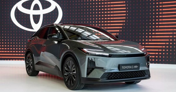 Toyota: Xe điện C-HR là xe cao cấp