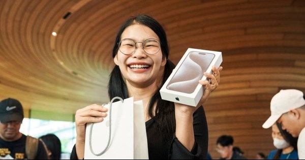 ‘Apple thà chịu thuế 25% còn hơn đưa sản xuất về Mỹ’