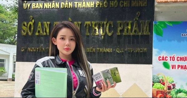 Lấy mẫu kiểm nghiệm sản phẩm giảm cân do Ngân 98 quảng cáo