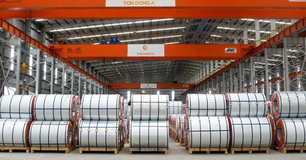 Tôn Đông Á muốn chuyển niêm yết sang HOSE, chia cổ tức 40%