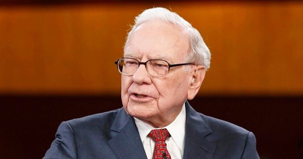 Warren Buffett chỉ trích thuế quan của ông Trump: 'Thương mại không nên biến thành vũ khí'