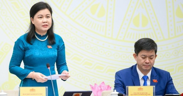 Xem xét rút ngắn ba tháng nhiệm kỳ đại biểu Quốc hội khóa 15