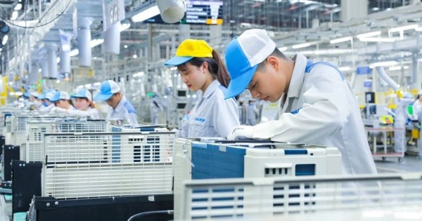 Vốn FDI vào Việt Nam vẫn tăng gần 40% bất chấp 'cú sốc' thuế quan