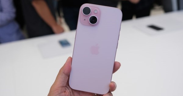 iPhone 16e liên tục giảm giá