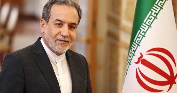 Iran bác thoả thuận ngừng bắn do ông Trump thông báo nhưng ra hiệu sẵn sàng dừng xung đột