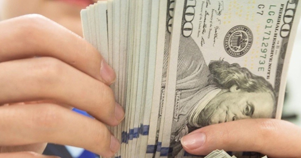USD nổi lên như đồng tiền tài trợ 'carry-trade' mới, vượt qua JPY và EUR?