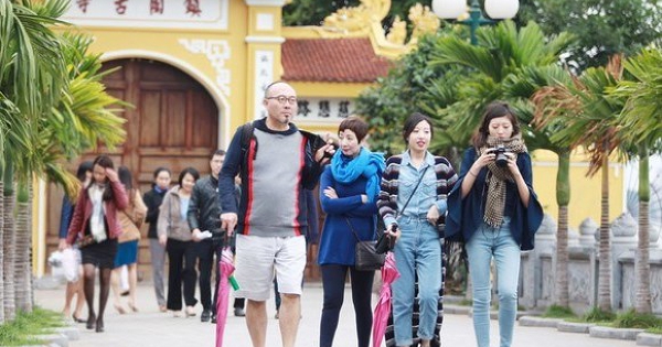 Trung Quốc, Hàn Quốc dẫn đầu thị trường khách du lịch đến Việt Nam trong 5 tháng