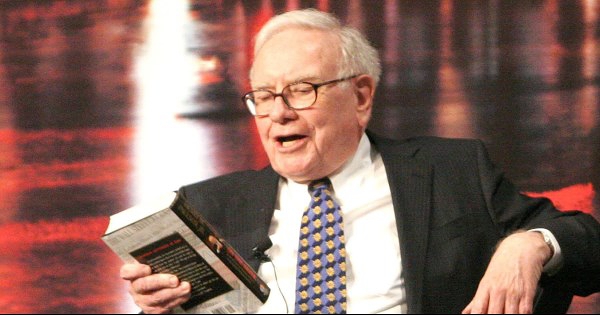 4 tựa sách về đầu tư do huyền thoại Warren Buffett gợi ý