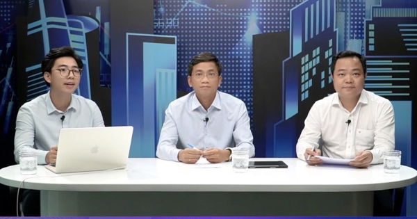 Data Talk | The Catalyst: Bối cảnh ngành chứng khoán & câu chuyện TCBS niêm yết