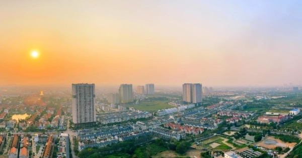 Tăng trưởng 'ngược dòng' giữa bất ổn toàn cầu, động lực nào cho chặng cuối năm?