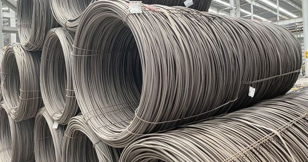 Vì sao nhu cầu tăng mạnh nhưng giá thép xây dựng vẫn vẫn chưa tăng?