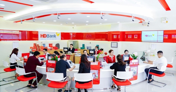 Cổ phiếu neo đỉnh lịch sử, lãnh đạo HDBank muốn thoái bớt vốn
