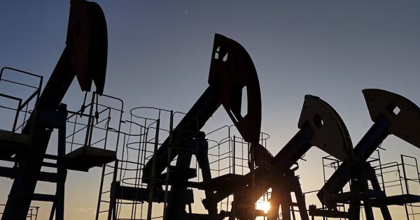OPEC+ chốt nâng sản lượng dầu thô 547.000 thùng/ngày vào tháng 9