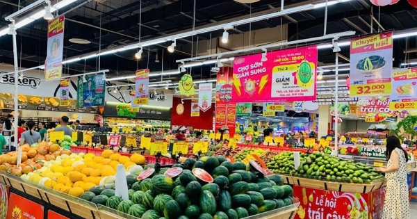 Doanh thu bán lẻ, dịch vụ đạt gần 4 triệu tỷ đồng, tăng 9,3% trong 7 tháng đầu năm