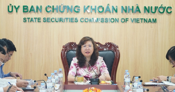 UBCK yêu cầu giám sát chặt cổ phiếu tăng giảm mạnh, xác định giao dịch bất thường