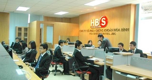 HBS truy vết dòng tiền hàng nghìn tỷ đồng ngoài sổ sách: Kiểm toán lại BCTC 2022-2024, phong toả 1.220 tài khoản giao dịch